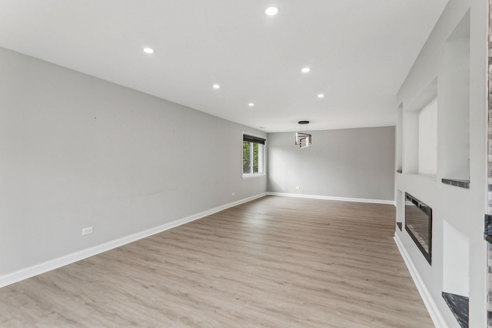 8650 Ferris Avenue, Unit 203 Morton Grove, IL 60053 - Photo 5 of 28