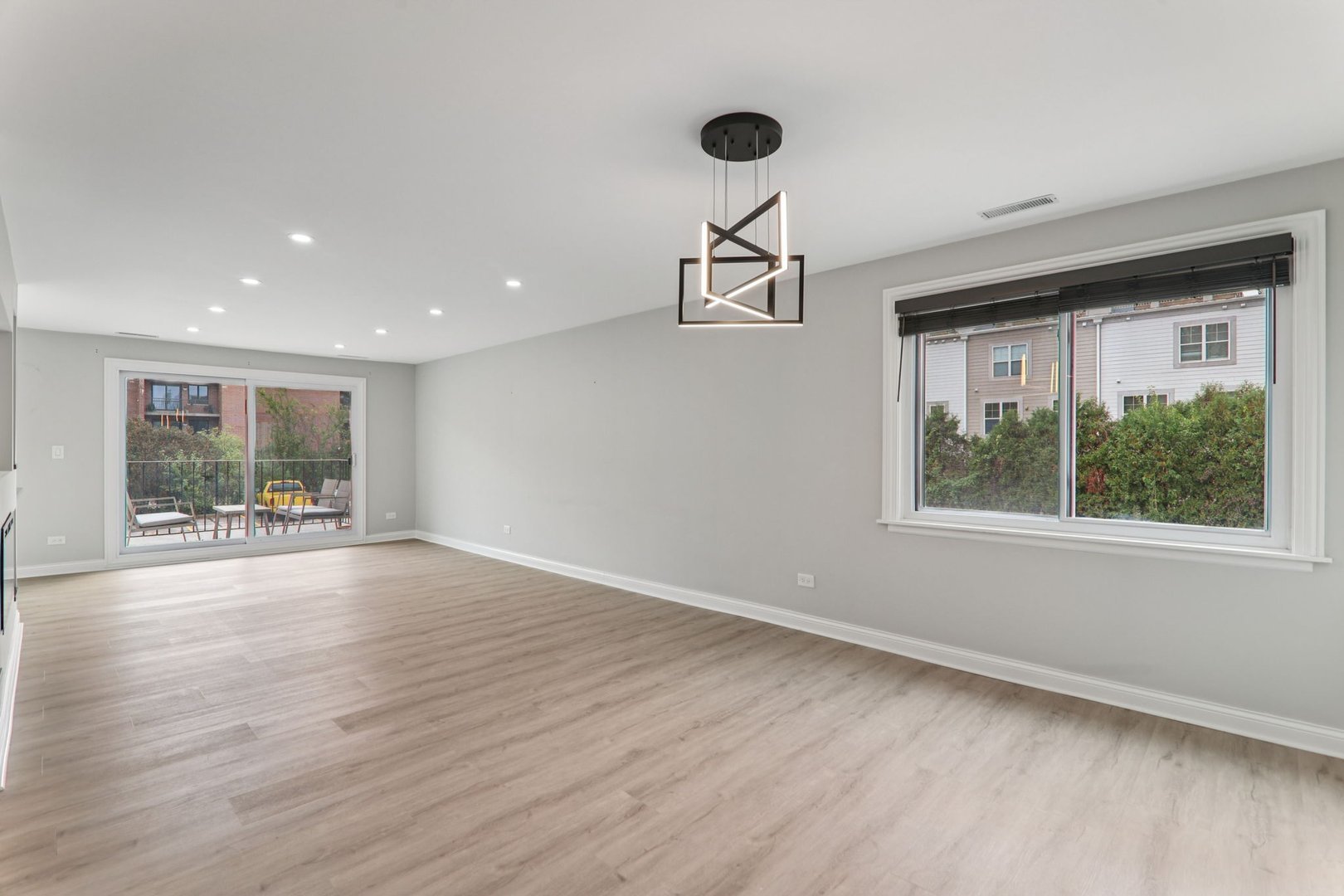 8650 Ferris Avenue, Unit 203 Morton Grove, IL 60053 - Photo 8 of 28