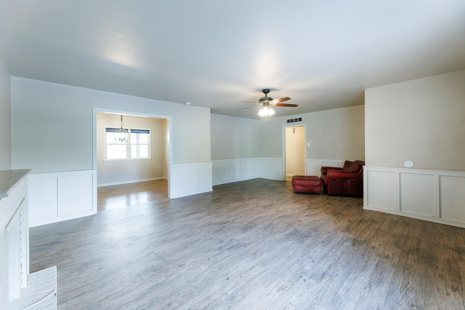4208 40th Street Lubbock, TX 79413 - Photo 9 of 51 9Living Area