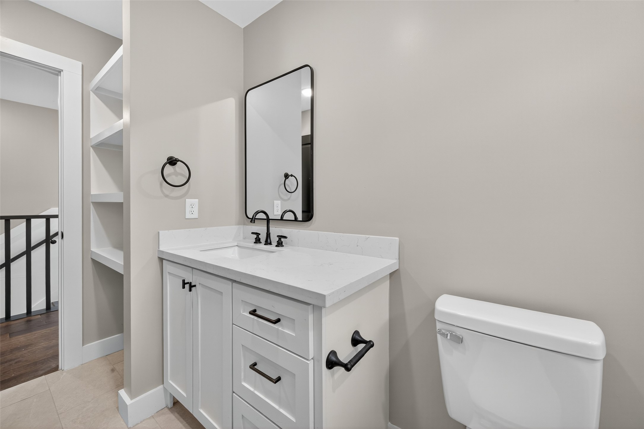 7325 Market Street Houston, TX 77020 - Photo 22 of 47 a bathroom with a sink toilet and mirror