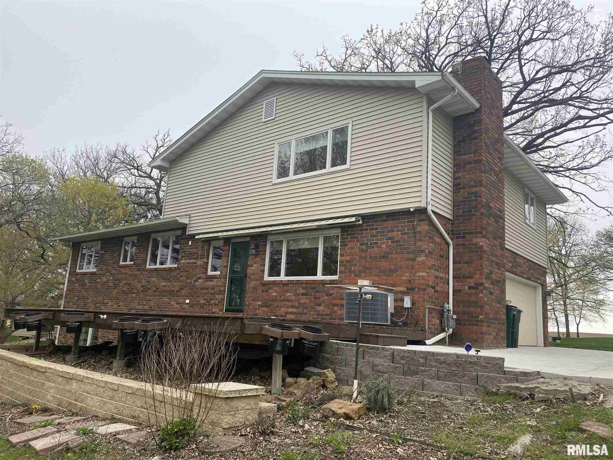 422 Ridge Drive Geneseo, IL 61254 - Photo 3 of 5 Gallery Image 3