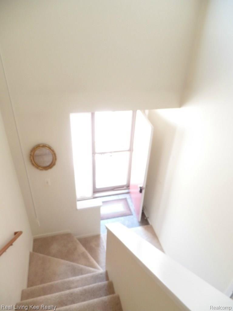 715 Eton Court, Unit 164 Rochester, MI 48307 - Photo 48 of 48 SAM_0690.jpg