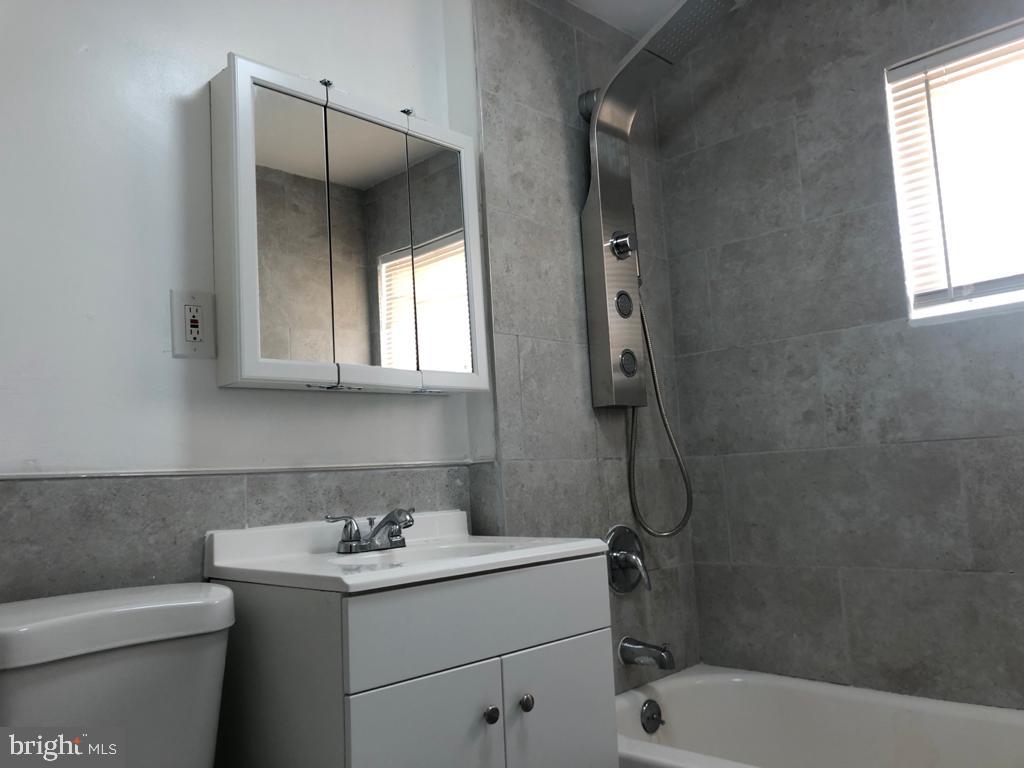 3085 South Congress Road Camden, NJ 08104 - Photo 16 of 22