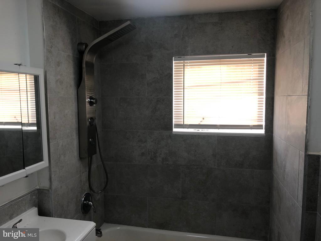 3085 South Congress Road Camden, NJ 08104 - Photo 19 of 22