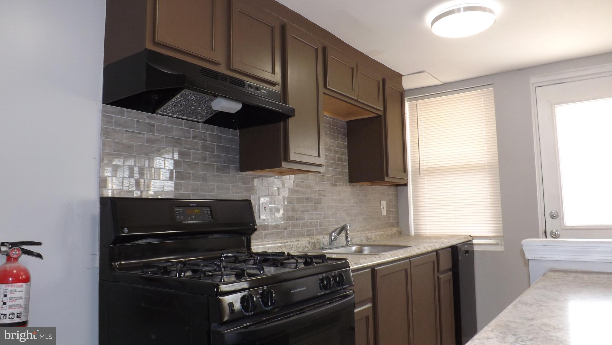 3085 South Congress Road Camden, NJ 08104 - Photo 5 of 22