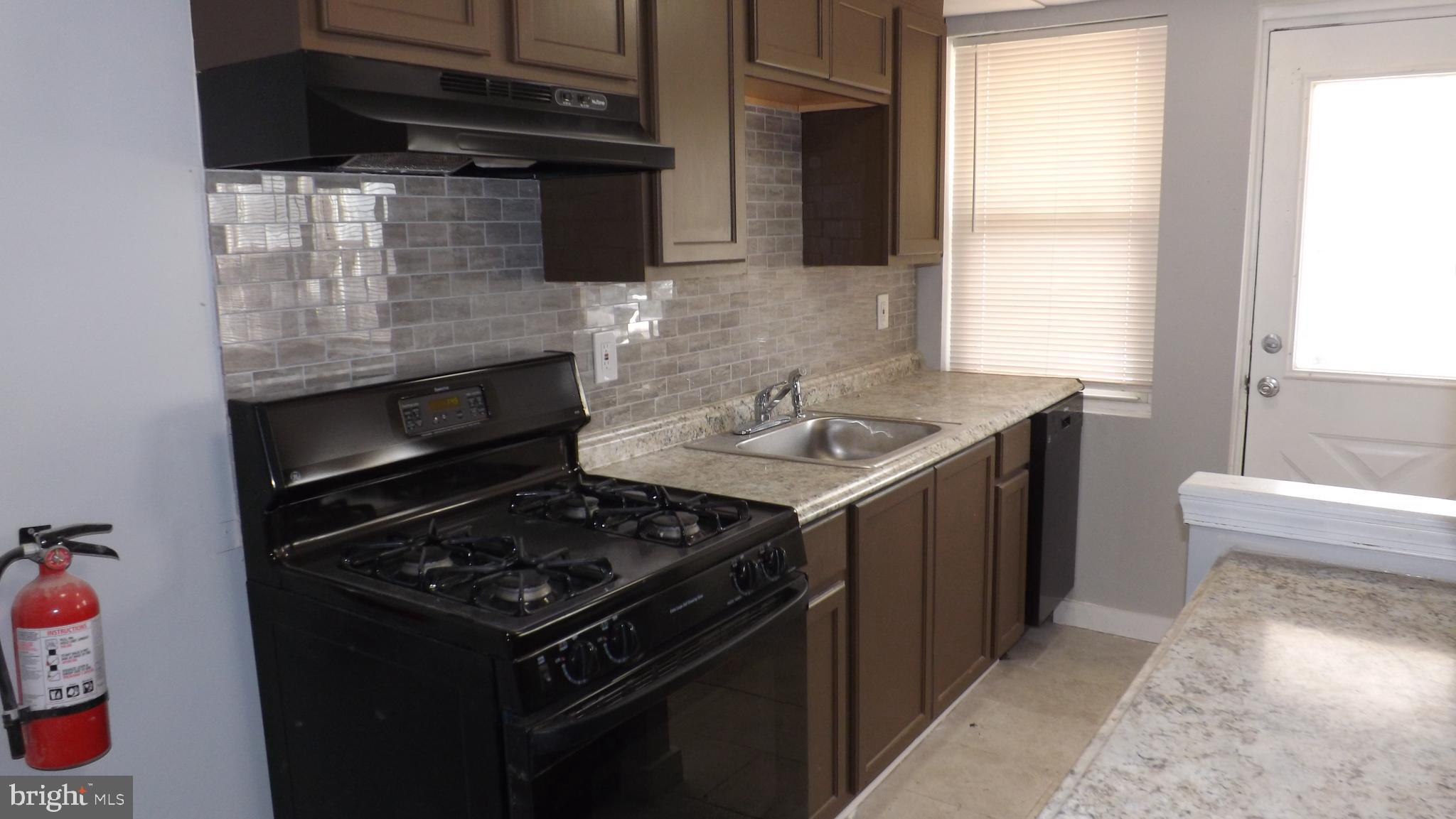 3085 South Congress Road Camden, NJ 08104 - Photo 6 of 22