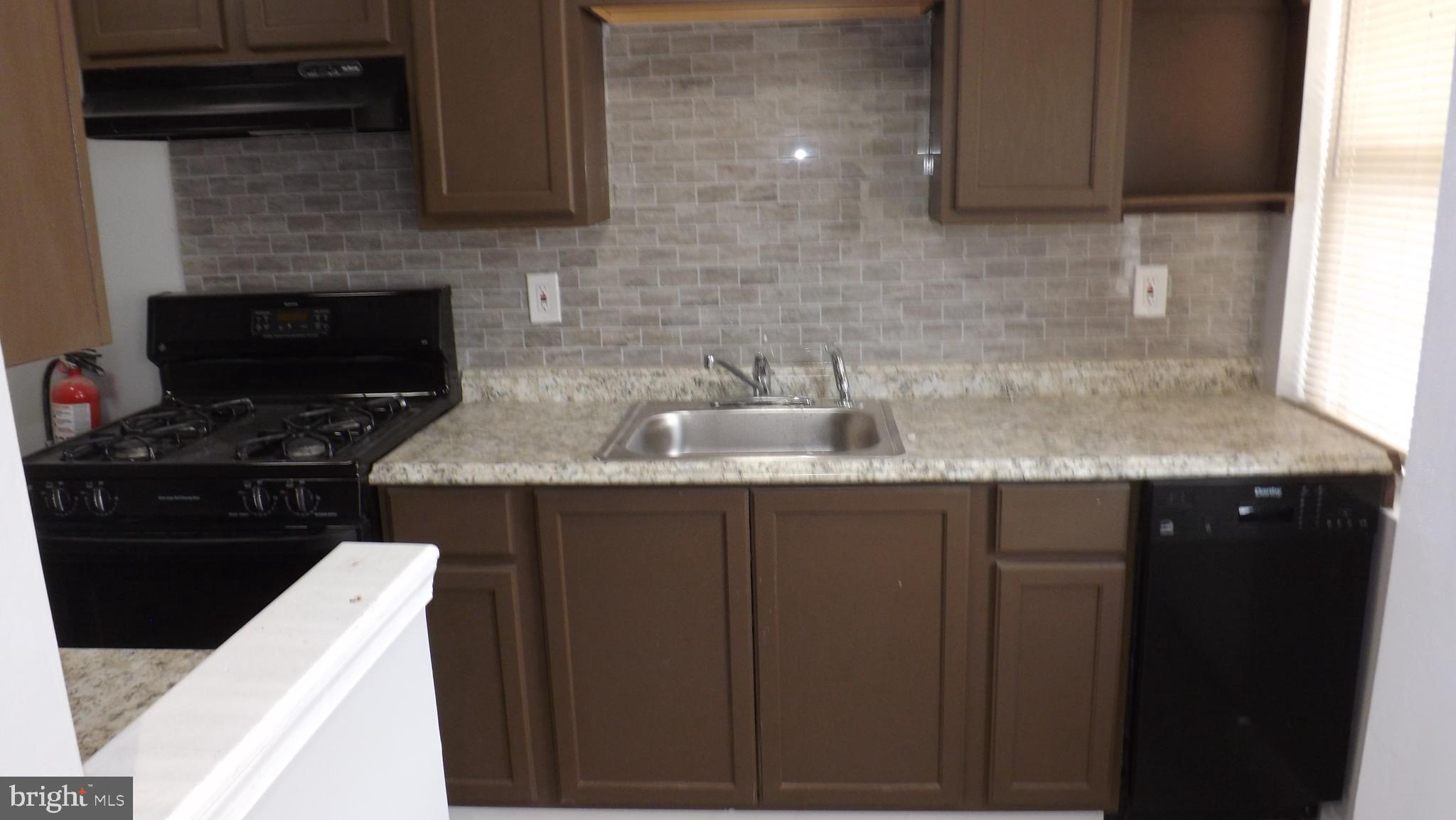 3085 South Congress Road Camden, NJ 08104 - Photo 8 of 22