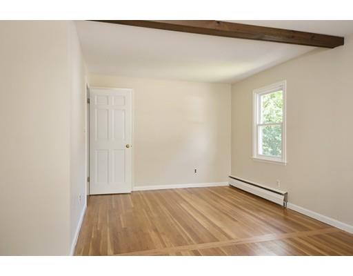 98 Westmoor Road Boston, MA 02132 - Photo 9 of 20 Gallery Image 9