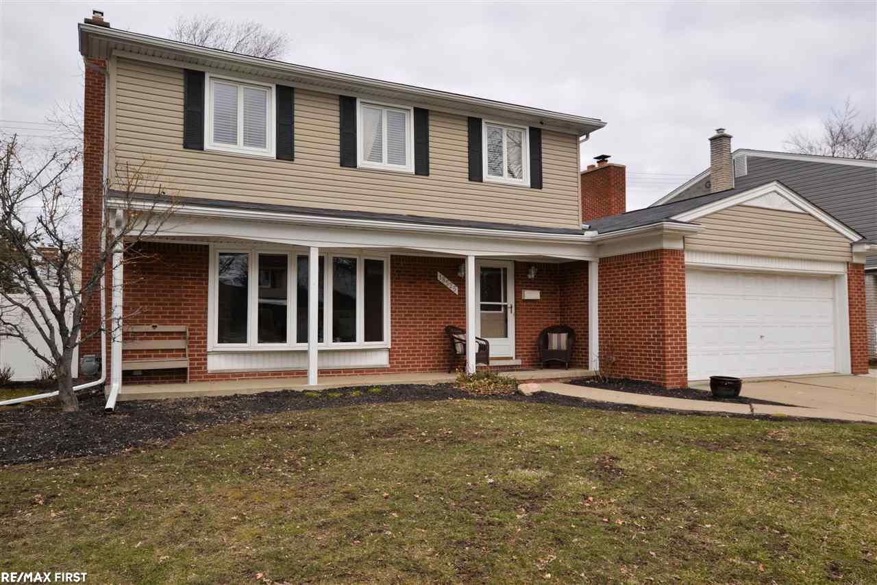 18525 Davidson Road Fraser, MI 48026 - Photo 1 of 43 31342126.JPG