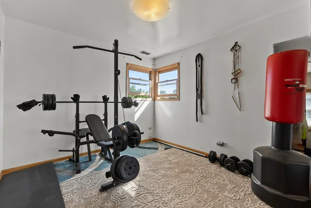 $349,900 | 3825 Kenilworth Avenue, Berwyn, IL 60402