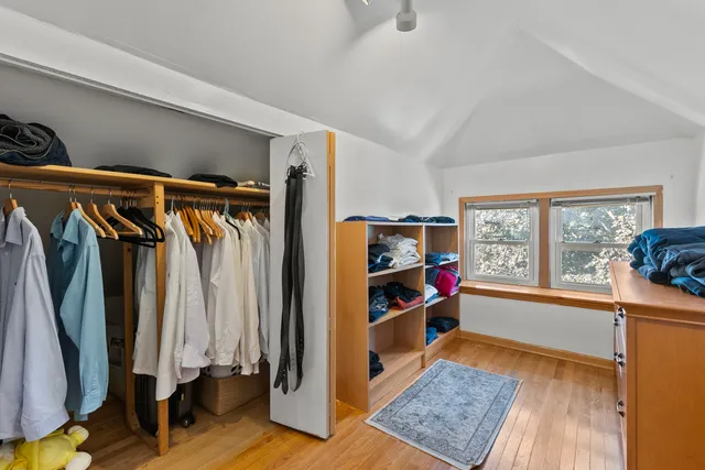 $349,900 | 3825 Kenilworth Avenue, Berwyn, IL 60402