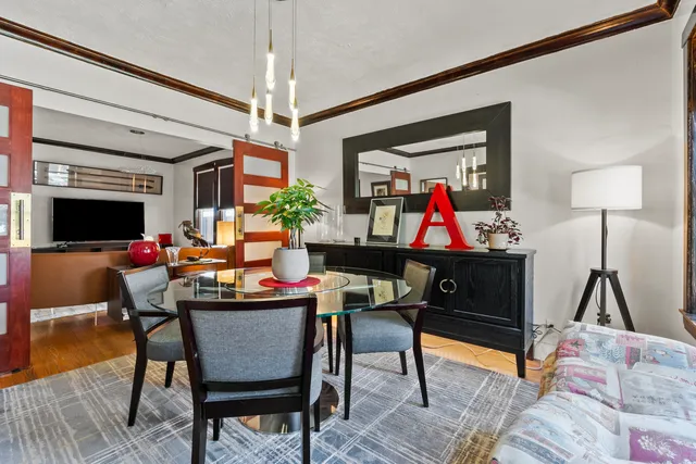 $349,900 | 3825 Kenilworth Avenue, Berwyn, IL 60402