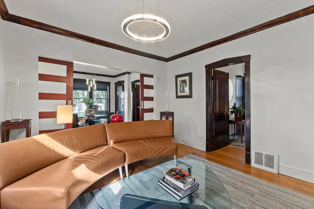 $349,900 | 3825 Kenilworth Avenue, Berwyn, IL 60402