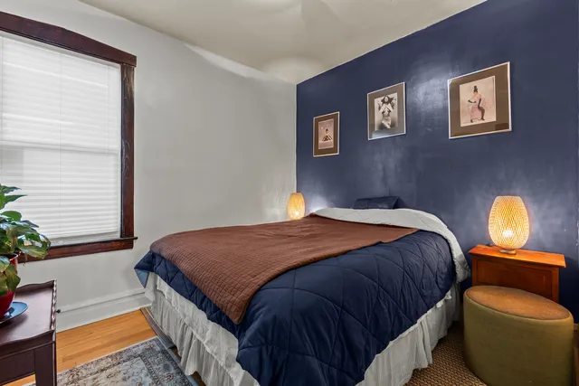 $349,900 | 3825 Kenilworth Avenue, Berwyn, IL 60402