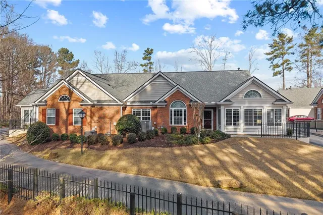 $2,000 | 1535 Duluth Highway, Unit 103, Lawrenceville, GA 30043