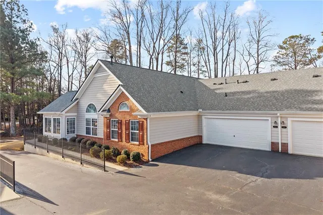 $2,000 | 1535 Duluth Highway, Unit 103, Lawrenceville, GA 30043