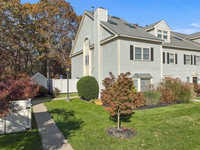 $775,000 | 1400 Lagrange Street, Unit 1400, Boston, MA 02459