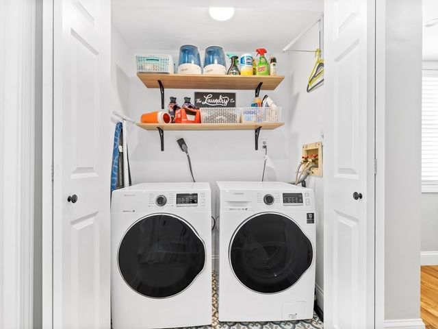 $775,000 | 1400 Lagrange Street, Unit 1400, Boston, MA 02459