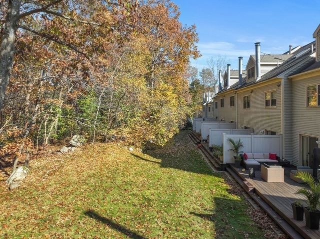 $775,000 | 1400 Lagrange Street, Unit 1400, Boston, MA 02459