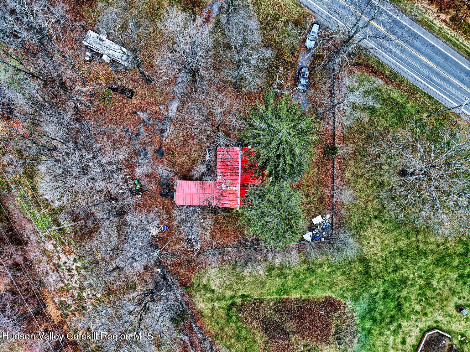 7548 Highway 32 Cairo, NY 12413 - Photo 16 of 50 a sign that is sitting in a garden