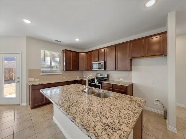 $2,100 | 1260 Sharp Street, Anna, TX 75409