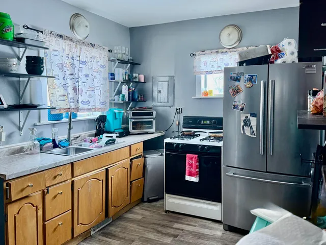 $79,900 | 717 Hubbard Street, Racine, WI 53402