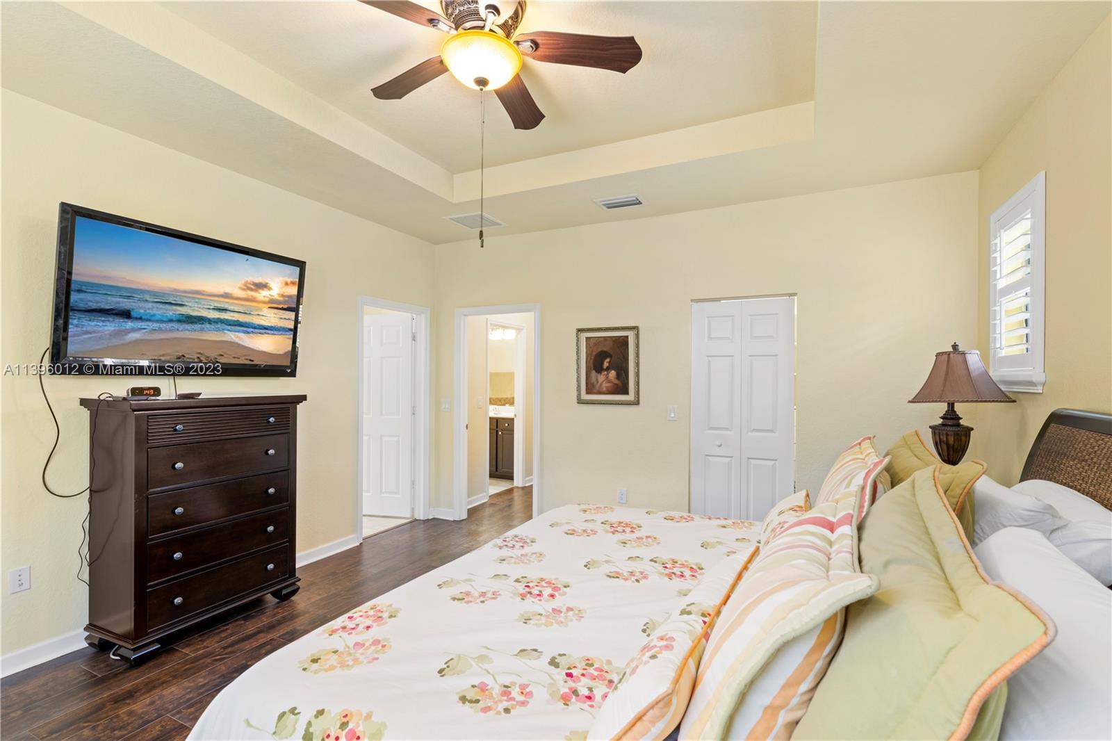 12120 Village Place Davie, FL 33325 - Photo 12 of 35