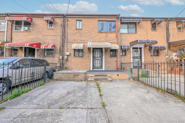 $585,000 | 578 Junius Street | Brownsville