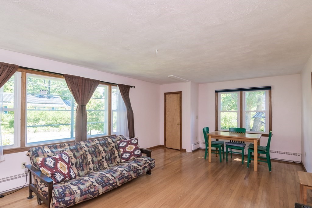 63 Chestnut Street Amherst, MA 01002 - Photo 12 of 33 Gallery Image 12