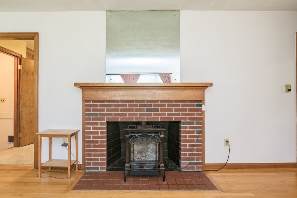 63 Chestnut Street Amherst, MA 01002 - Photo 14 of 33 Gallery Image 14