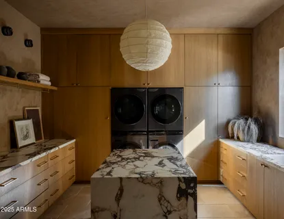 $17,000,000 | 8631 North Ave Del Sol, Paradise Valley, AZ 85253