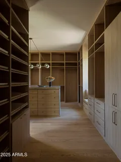 $17,000,000 | 8631 North Ave Del Sol, Paradise Valley, AZ 85253