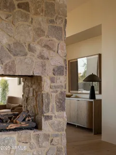 $17,000,000 | 8631 North Ave Del Sol, Paradise Valley, AZ 85253