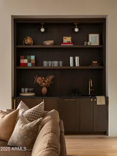 $17,000,000 | 8631 North Ave Del Sol, Paradise Valley, AZ 85253