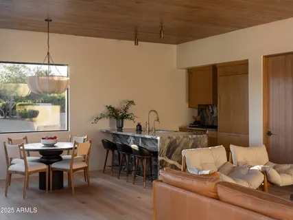 $17,000,000 | 8631 North Ave Del Sol, Paradise Valley, AZ 85253