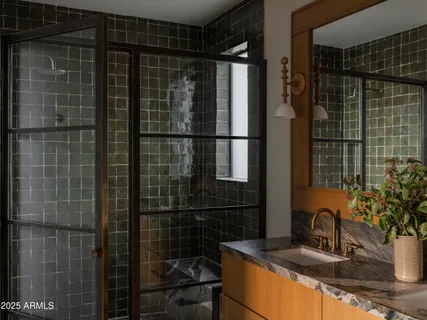 $17,000,000 | 8631 North Ave Del Sol, Paradise Valley, AZ 85253