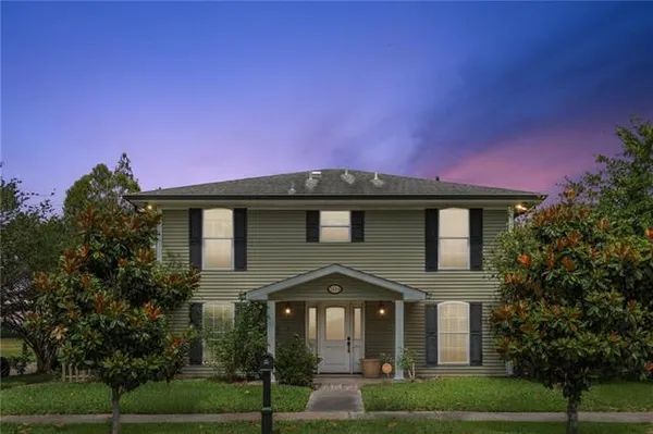 $235,000 | 2600 Pirate Drive, Chalmette, LA 70043