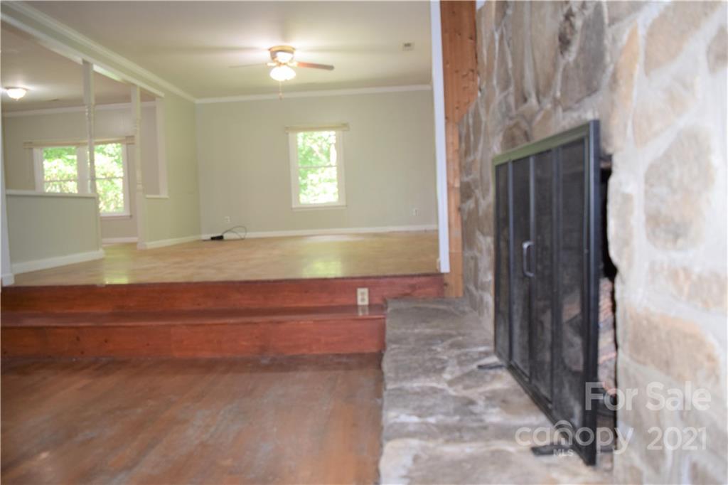 1533 Rosemount Road Sylva, NC 28779 - Photo 13 of 15 a bathroom with a bathtub and shower