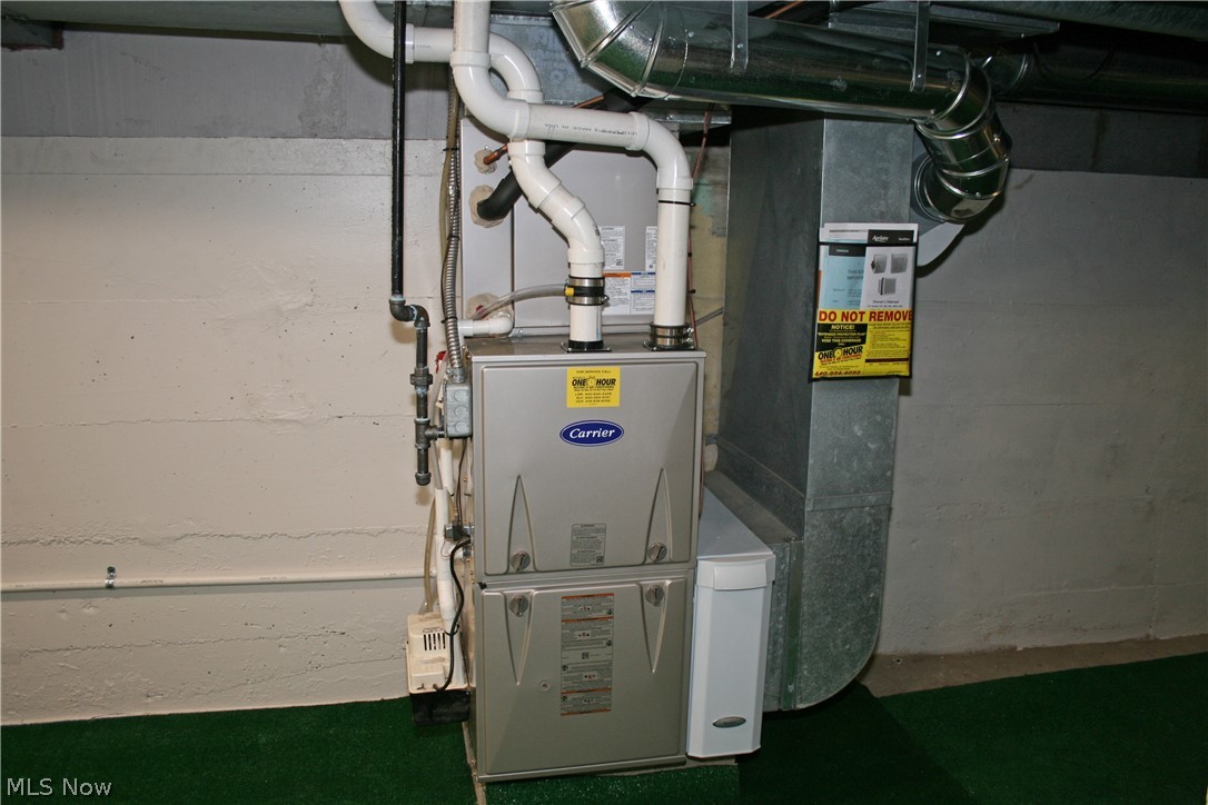 7915 Avon Belden Road North Ridgeville, OH 44039 - Photo 34 of 35 New (2019) high eff. furnace with humidifier