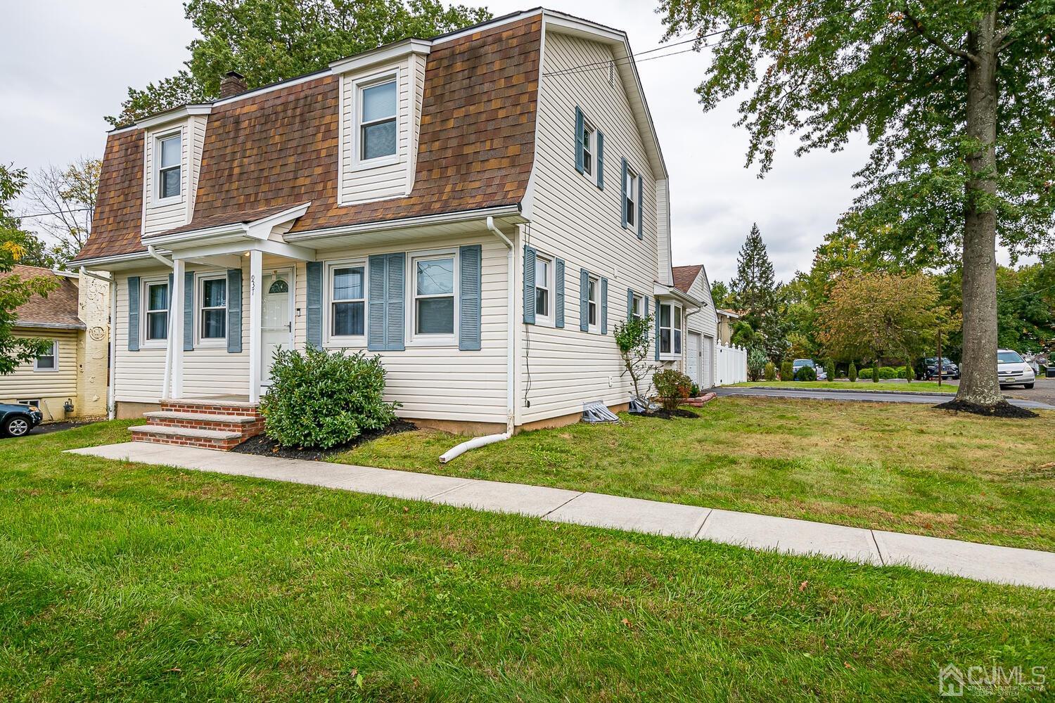937 New Dover Road Edison, NJ 08820 - Photo 6 of 51 a view of a house with a yard