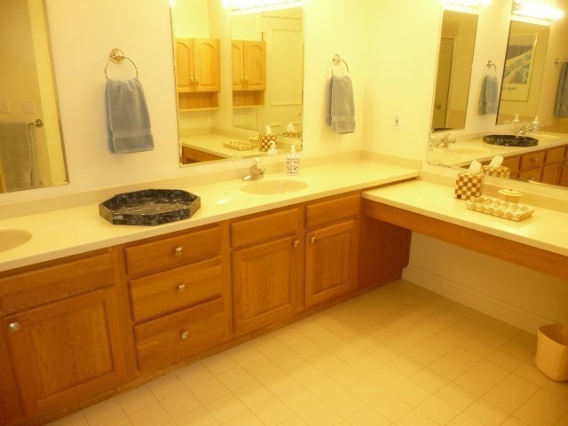 7 Wainwright Road, Unit 94 Winchester, MA 01890 - Photo 16 of 30 Gallery Image 16