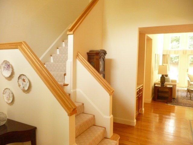 7 Wainwright Road, Unit 94 Winchester, MA 01890 - Photo 8 of 30 Gallery Image 8