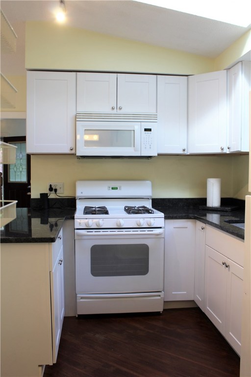 12 Edith Street Cumberland, RI 02864 - Photo 9 of 43