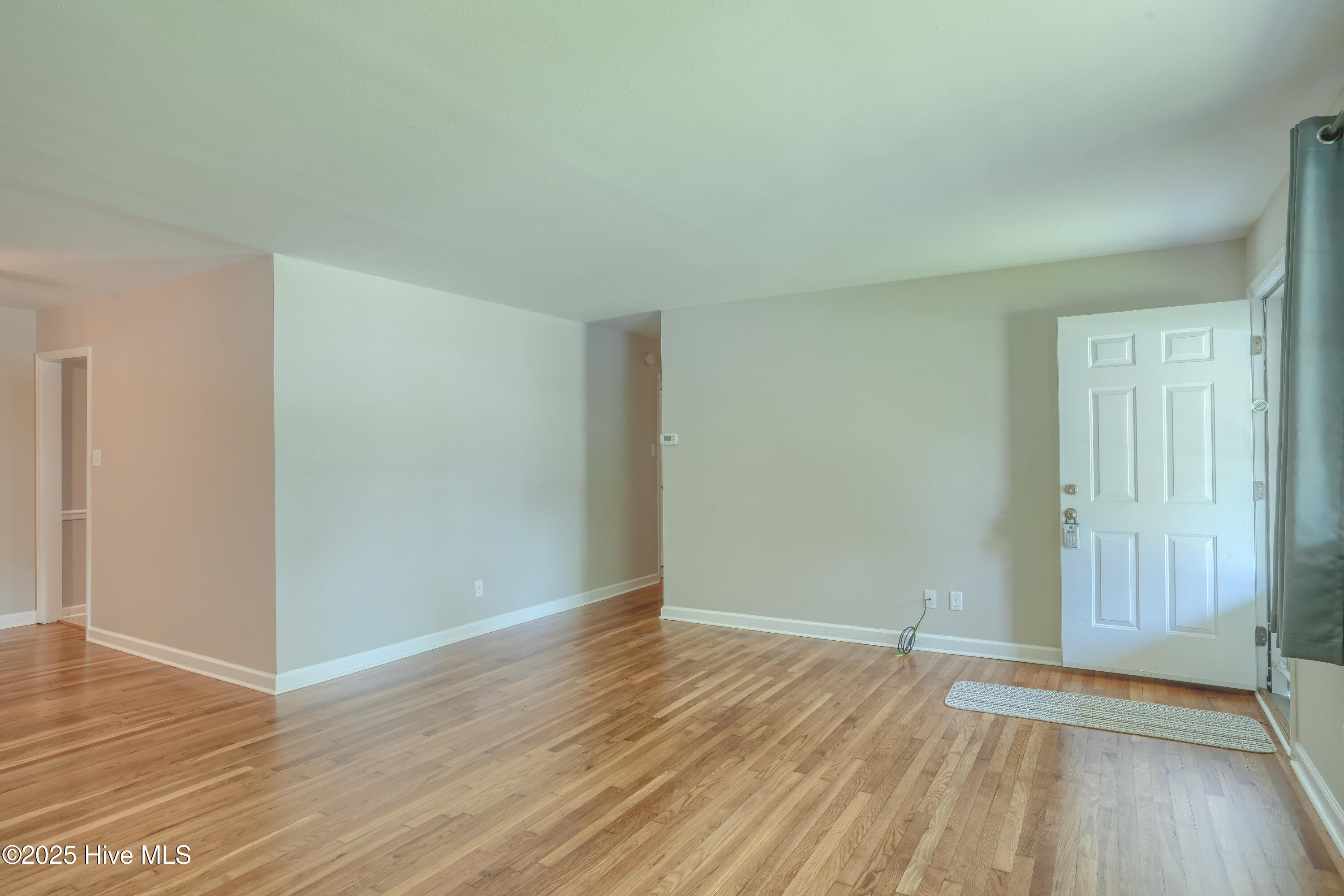 410 Cheyenne Road Jacksonville, NC 28540 - Photo 6 of 35 410 Cheyenne Rd - Interior - Edited_7