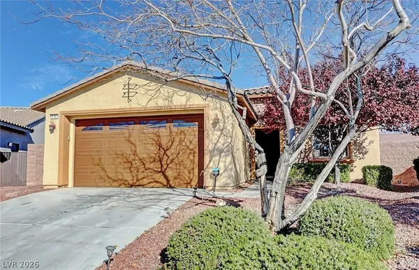 $2,035 | 4881 Castello Way, Pahrump, NV 89061