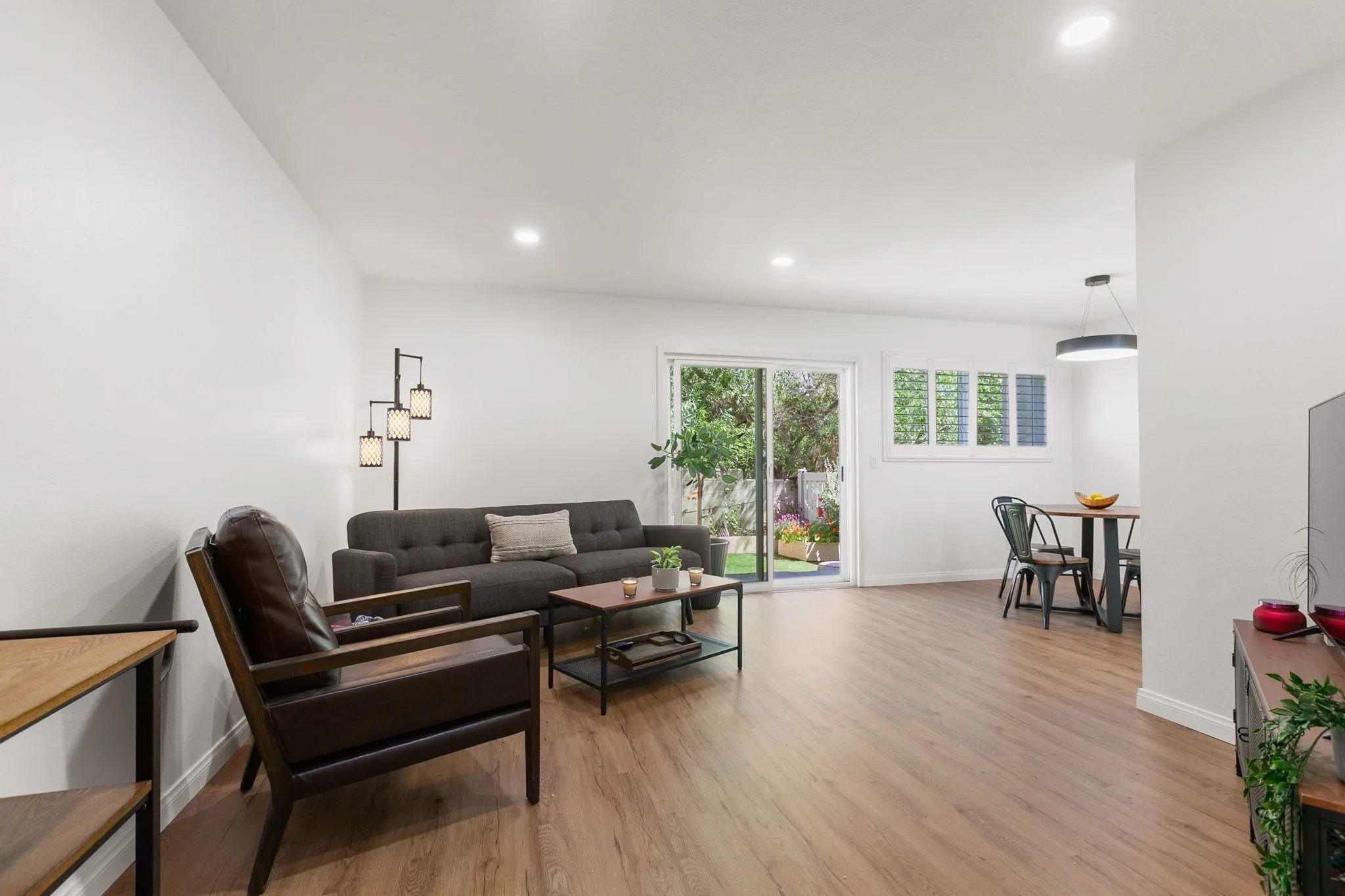 14283 Mariana Drive Poway, CA 92064 - Photo 3 of 28 a living room with furniture and a wooden floor