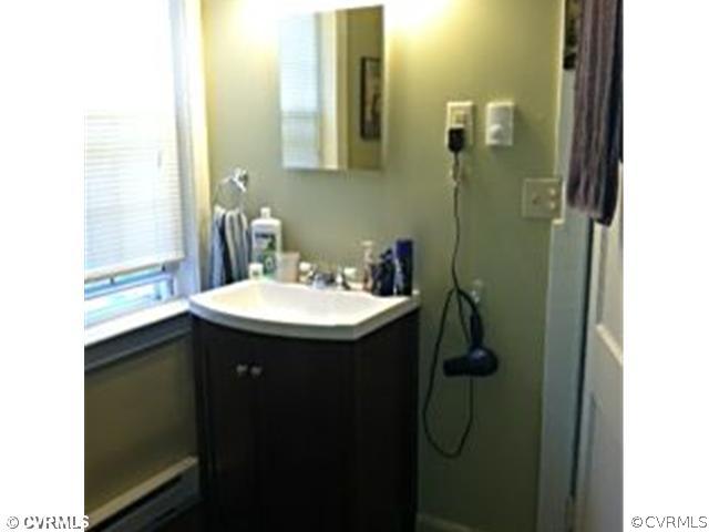 3606 Jefferson Landing Road Powhatan, VA 23139 - Photo 10 of 14 Master Bath