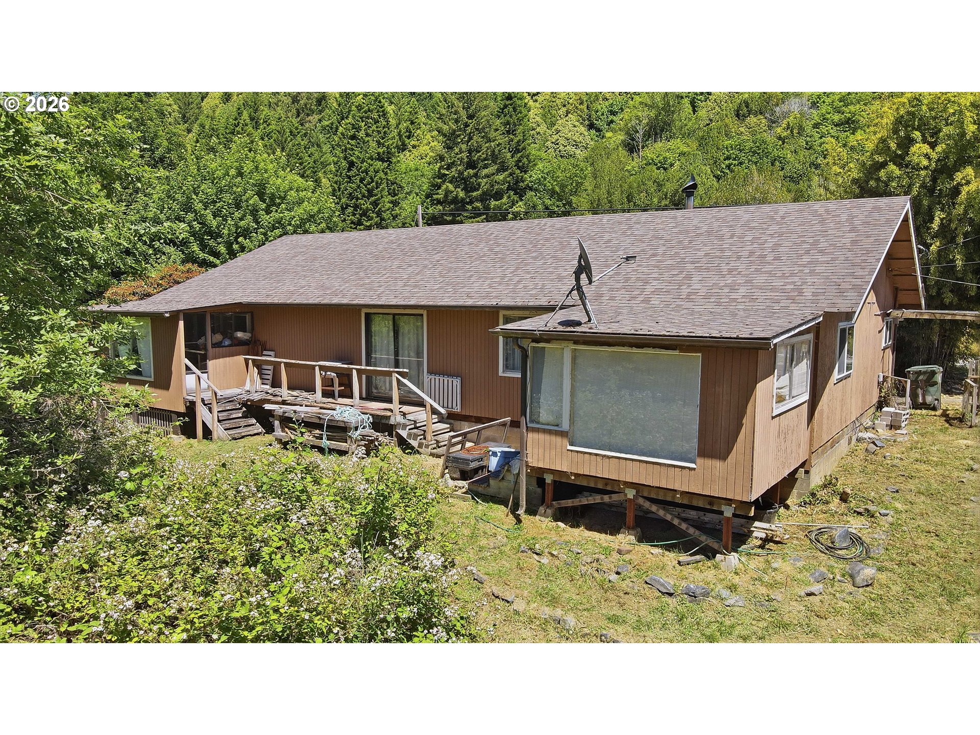 46760 Highway 242 Myrtle Point, OR 97458 - Photo 30 of 47