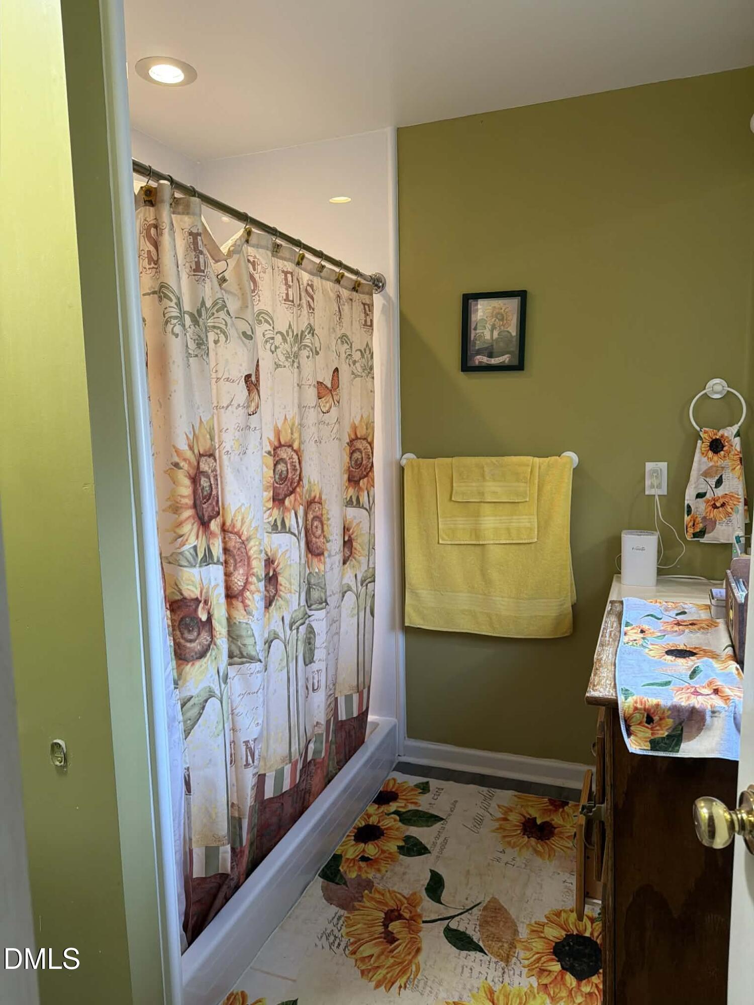 609 Shambley Road Mebane, NC 27302 - Photo 13 of 17 a view of bathroom