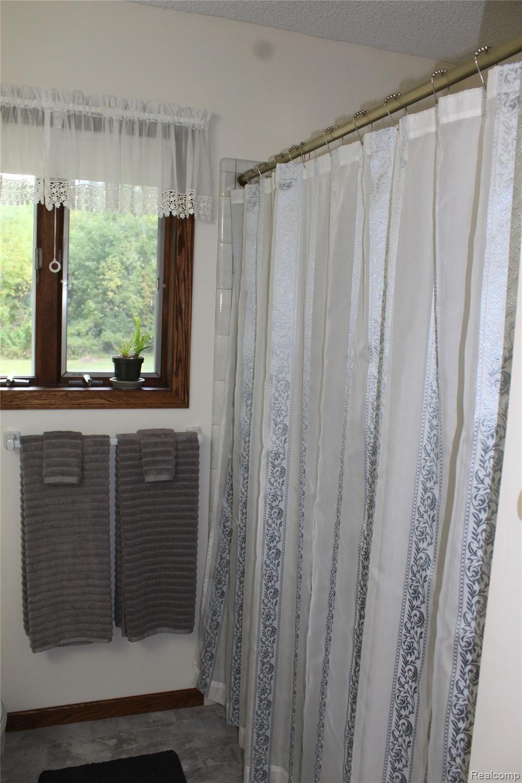3409 Metamora Road Metamora, MI 48455 - Photo 22 of 34 bath 2 25.JPG